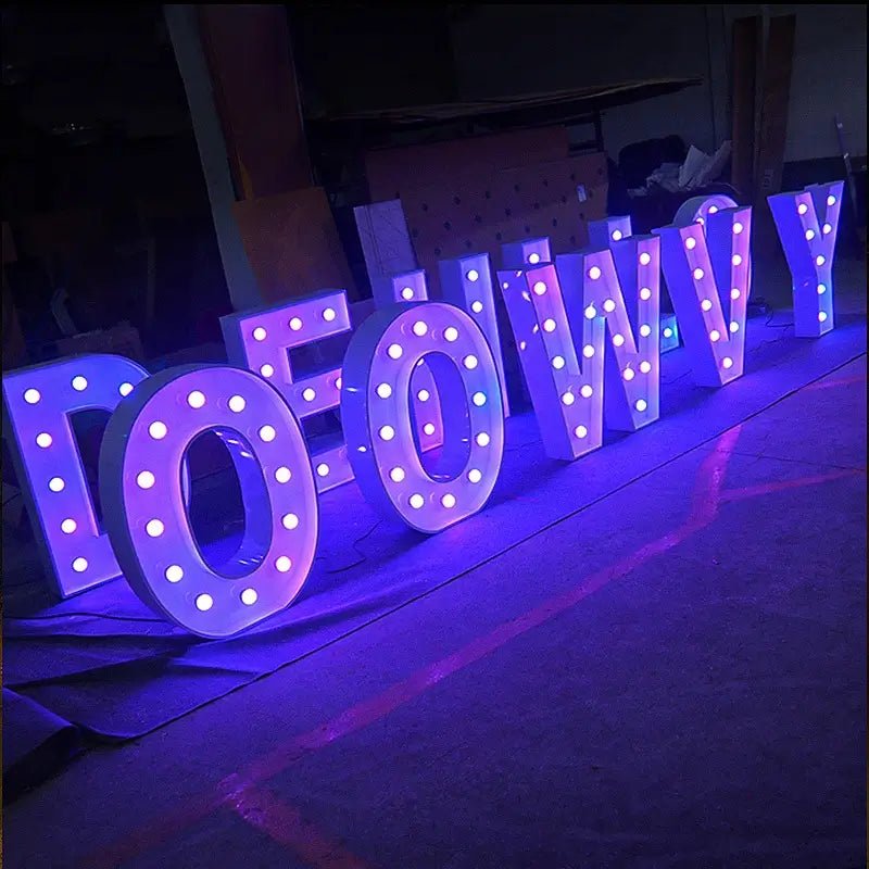 Freestanding neon letters for trade show displays